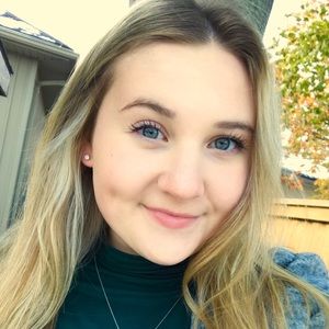 Meet your Posher, Amber